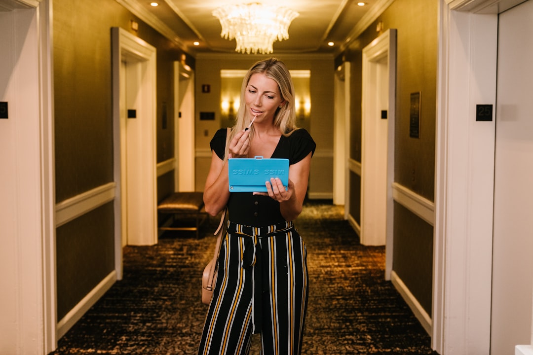 Exploring the Latest Trends in Travel Accessories 2023